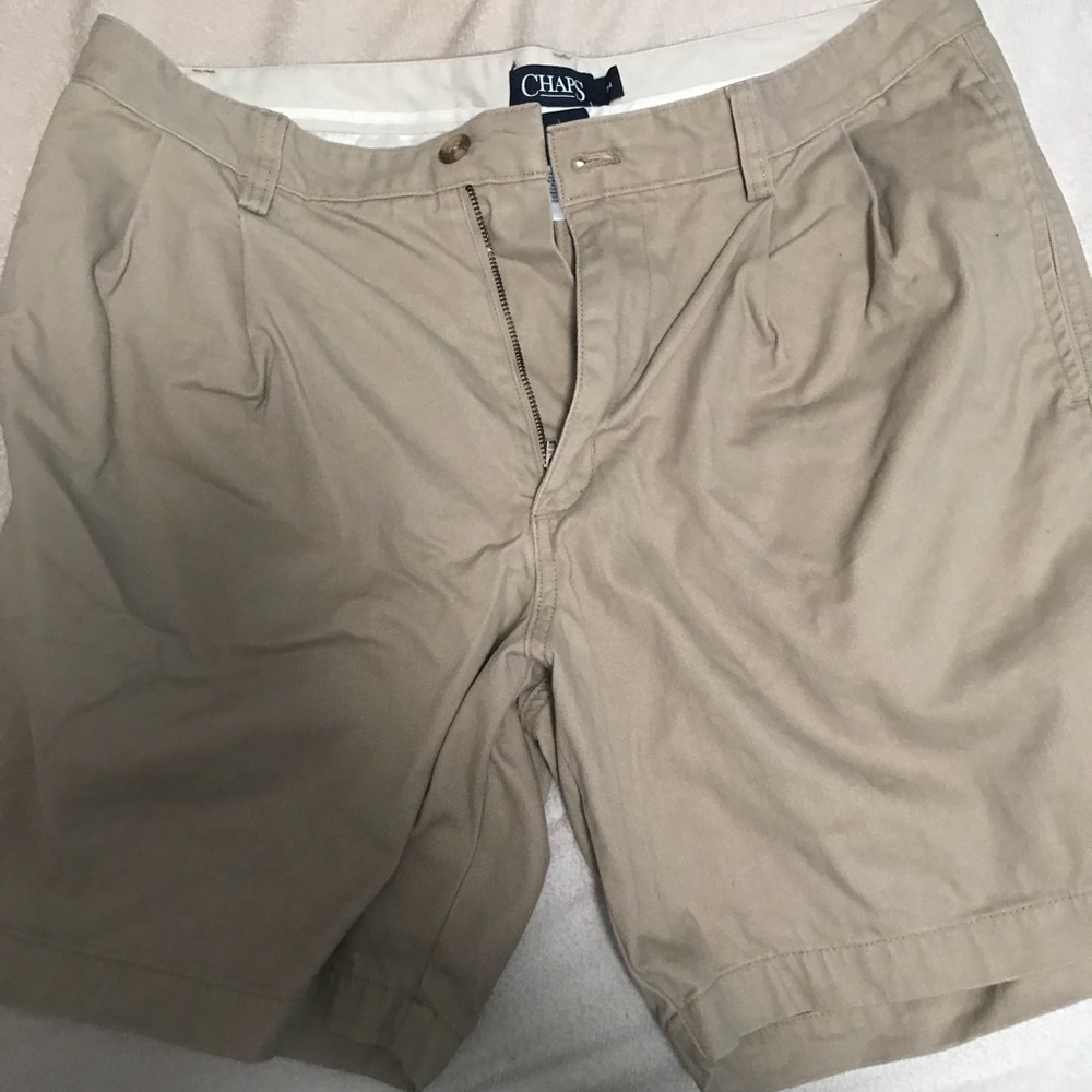 Chaps Khaki shorts.